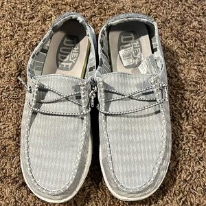 Size 9 Wendy Hey Dude